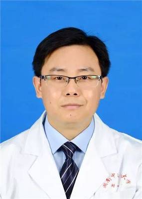 肺癌患者顱內(nèi)發(fā)現(xiàn)鵝蛋大腫瘤,要不要手術(shù)?