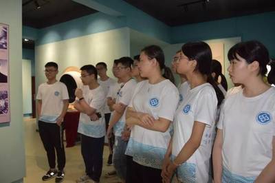 湘雅大事記|中南大學湘雅醫學院暑期社會實踐基地授牌儀式在湯飛凡中學順利舉行